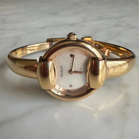 Gucci Gold Cuff Bracelet Watch Mother of Pearl Face Swiss Made 1400 L - Picture 6 of 13